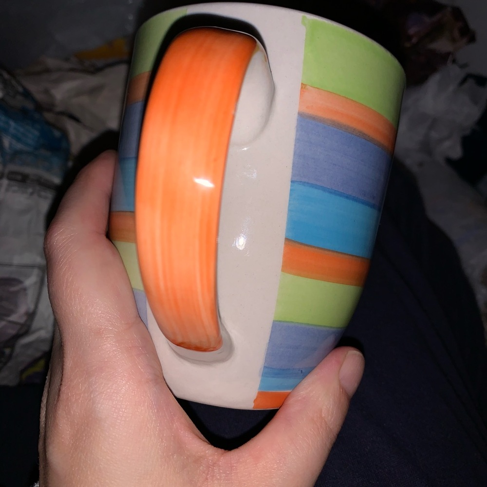 Striped mug - Picture 3 of 4